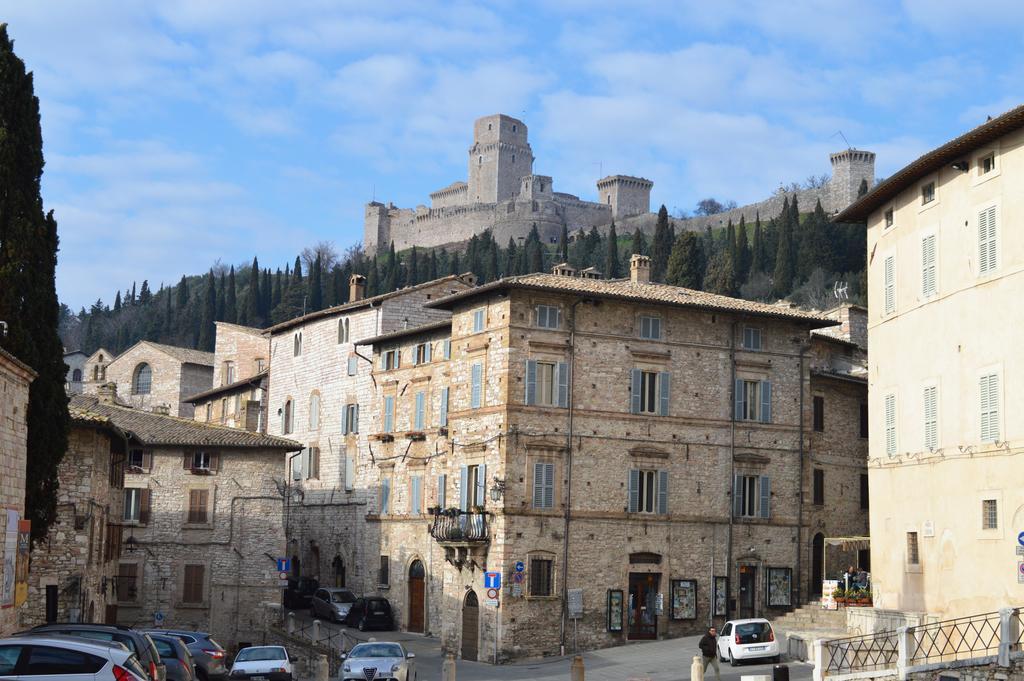 Palazzo Minciotti Assisi Apartment Exterior photo